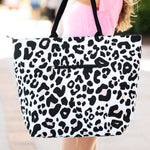 Load image into Gallery viewer, Beach Bag --- Catwalk Design