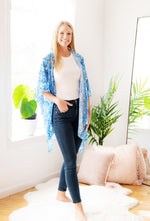 Load image into Gallery viewer, Women's Top --- Blue Pineapples