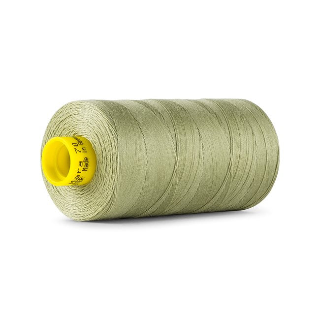 Gütermann Mara 70 -- Color # 282 --- All Purpose, 100% Polyester Sewing Thread -- Tex 40 --- 765 yards