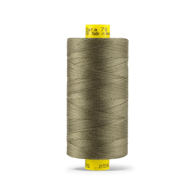 Gütermann Mara 70 -- Color # 825 --- All Purpose, 100% Polyester Sewing Thread -- Tex 40 --- 765 yards