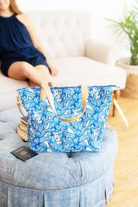 Travel Tote - Blue Pineapples